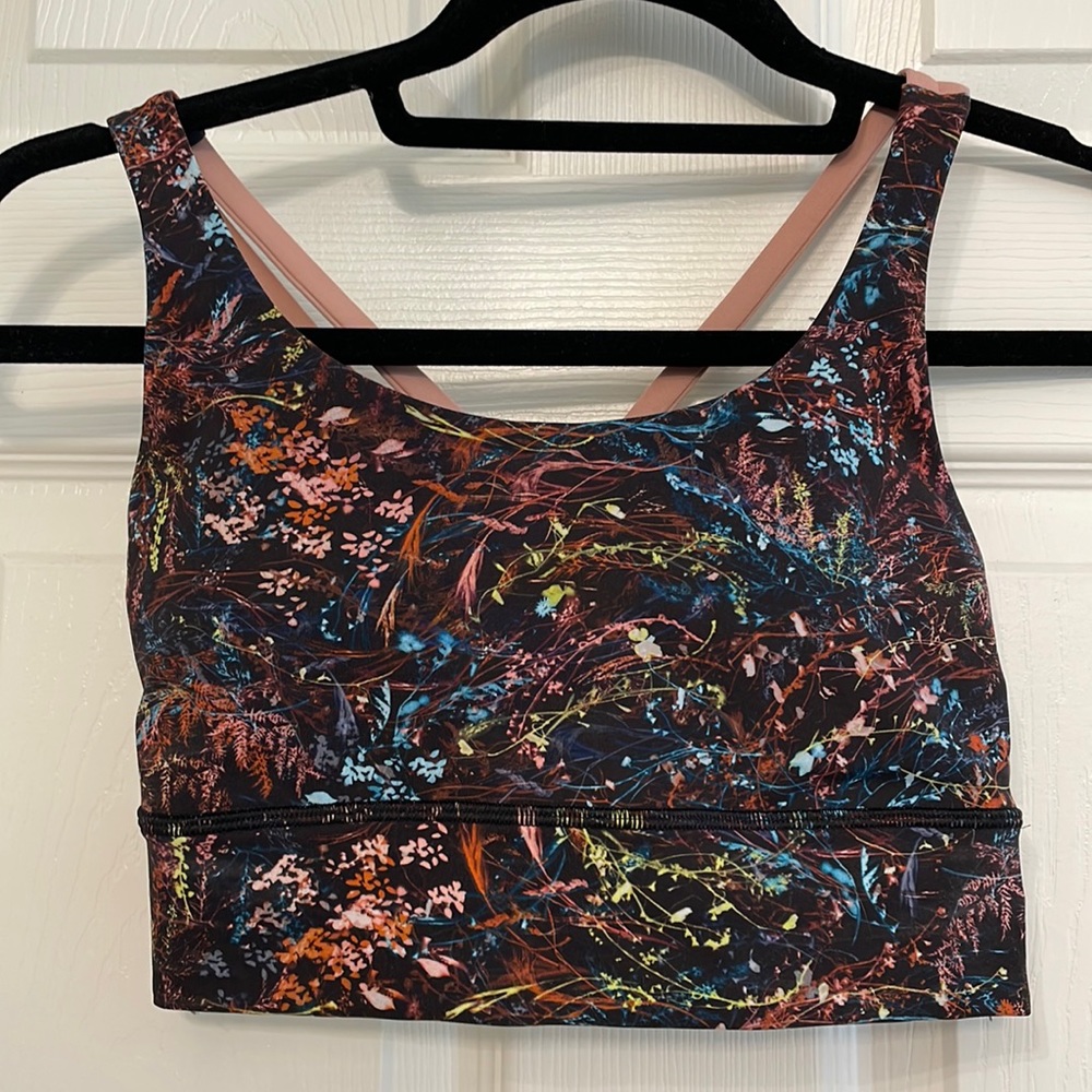 Lululemon Athletica Sport bra energy bra long line crossed back straps Size 4